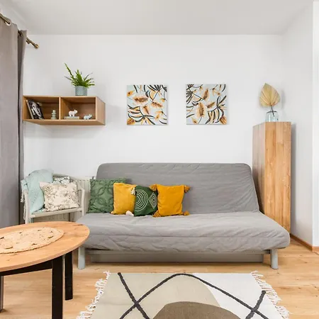 Apartment Sokolowska 9 *